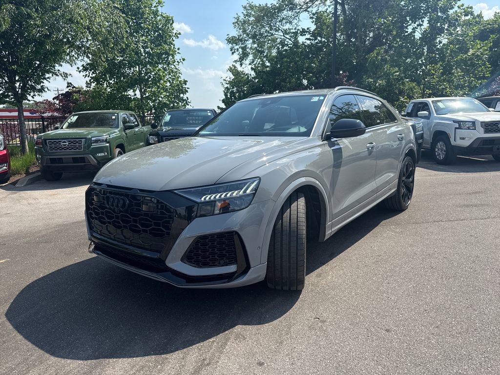 Used 2022 Audi RS Q8 AWD/4WD image 3