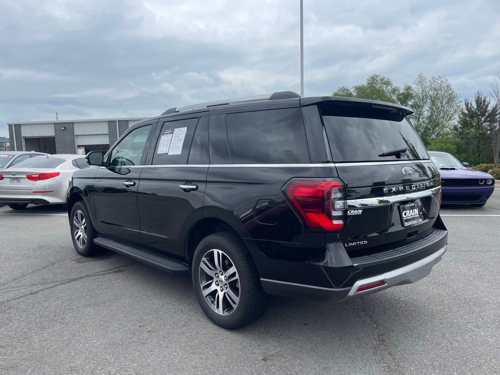 Used 2024 Ford Expedition Limited AWD/4WD image 5