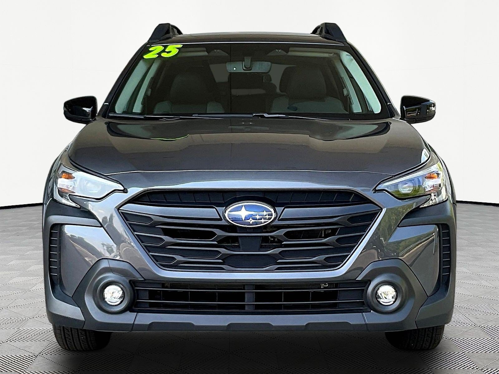 Used 2025 Subaru Outback Onyx Edition w/ Popular Package #2 AWD/4WD image 2