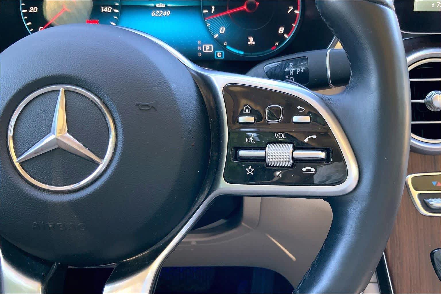 Used 2021 Mercedes-Benz GLC 300 4MATIC image 25