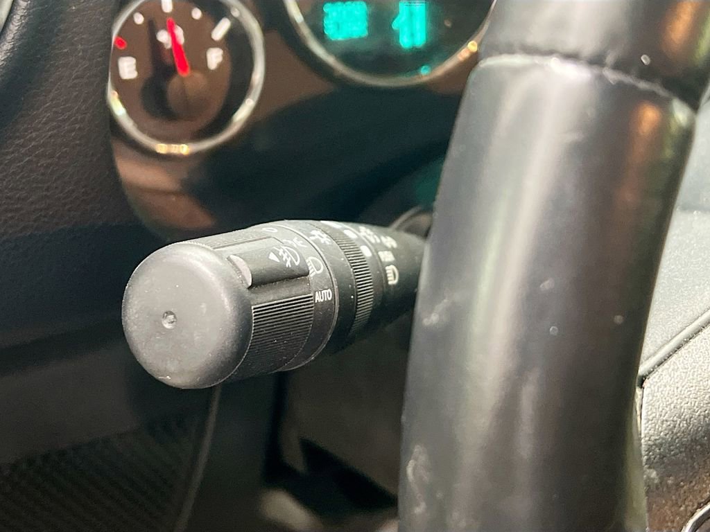 Used 2016 Jeep Wrangler Unlimited Sahara w/ Connectivity Group image 14