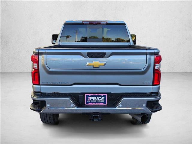 Used 2024 Chevrolet Silverado 3500 LTZ w/ LTZ Plus Package image 6
