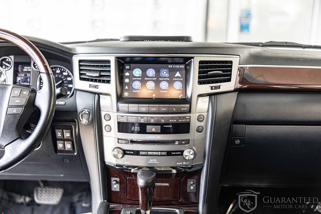 Used 2015 Lexus LX 570 4WD w/ Luxury Package image 41