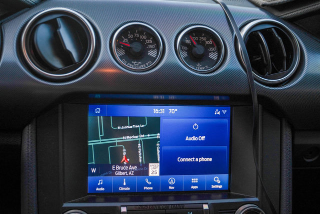 Used 2020 Ford Mustang Shelby GT350 w/ Technology Package image 39