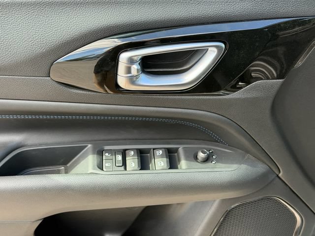 New 2026 Jeep Compass Latitude AWD/4WD image 19