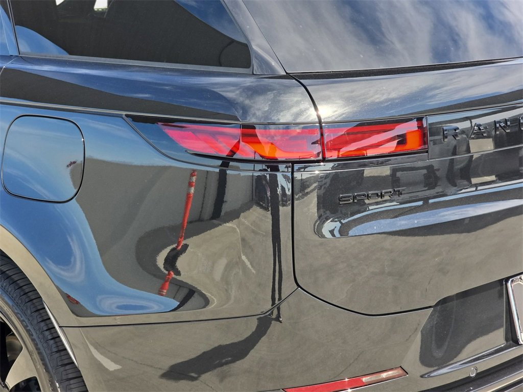New 2026 Land Rover Range Rover Sport Dynamic SE image 36