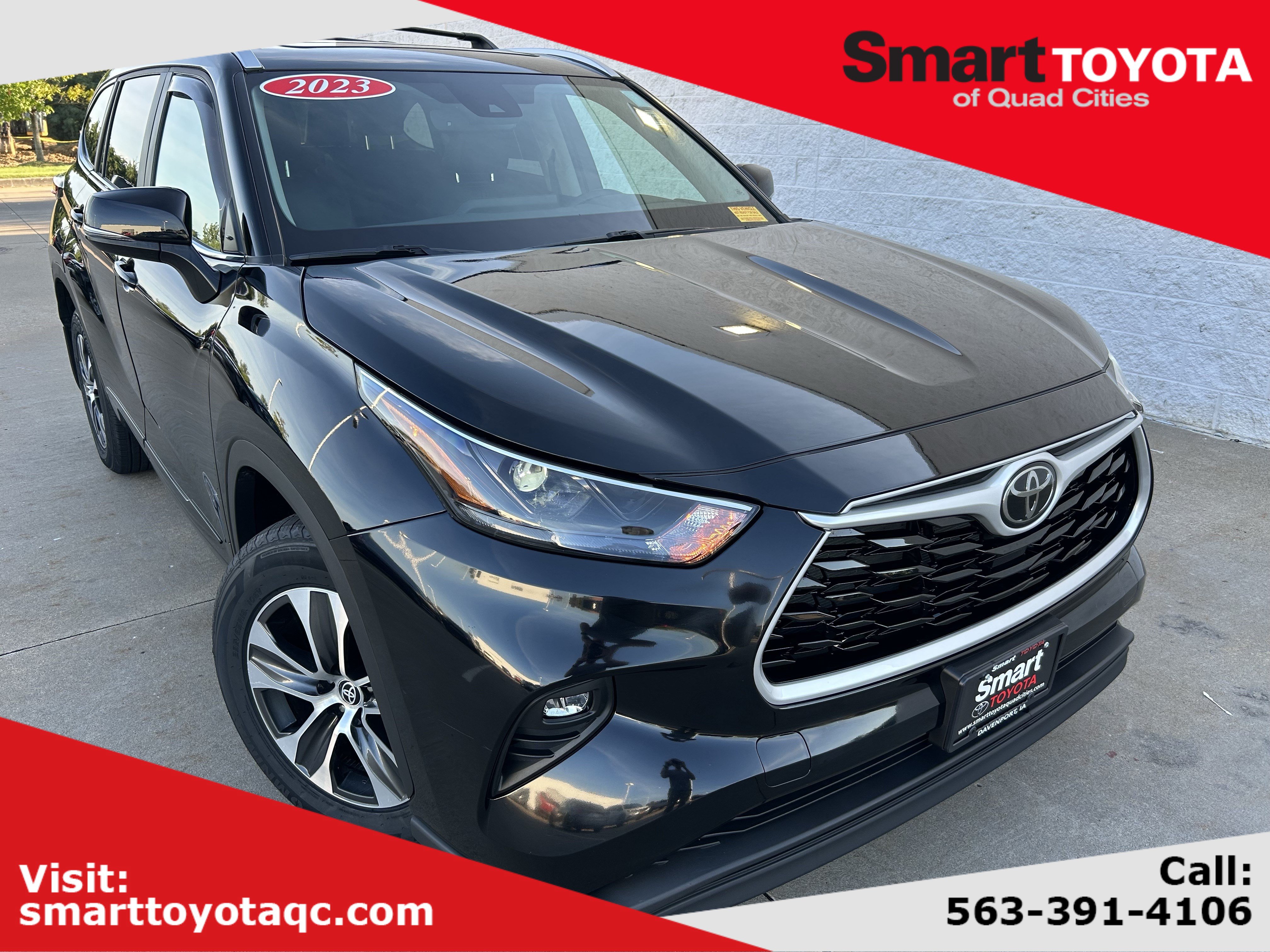 Used 2023 Toyota Highlander XLE AWD/4WD image 1