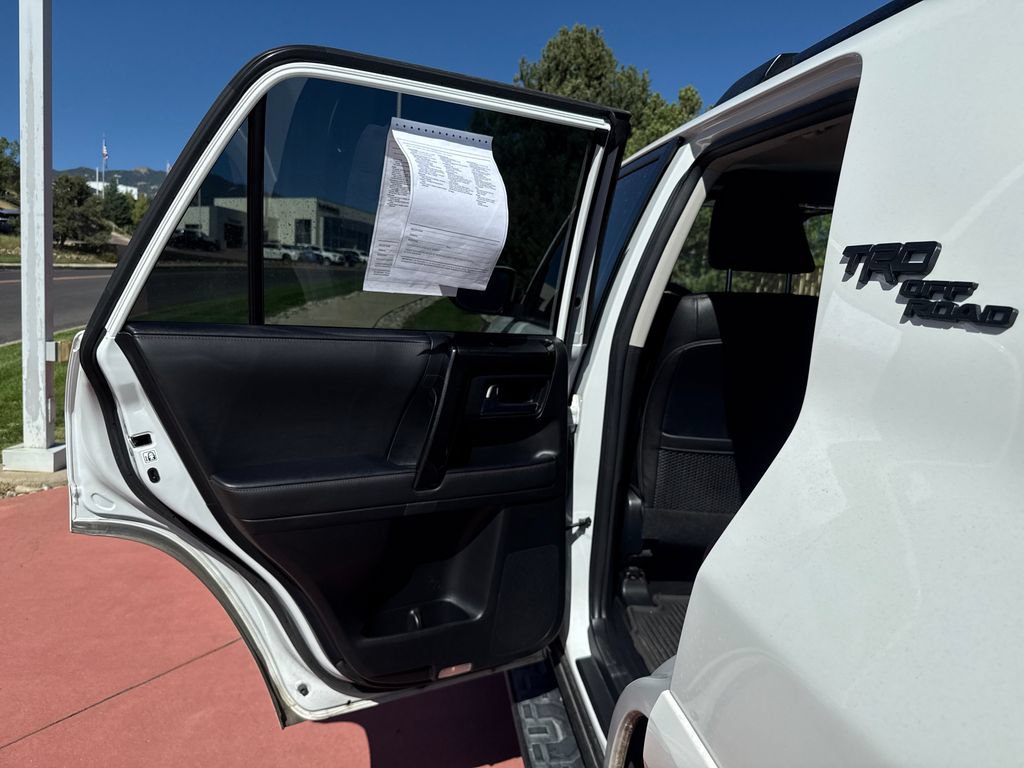 Used 2024 Toyota 4Runner TRD Off-Road Premium w/ Moonroof Package AWD/4WD image 21