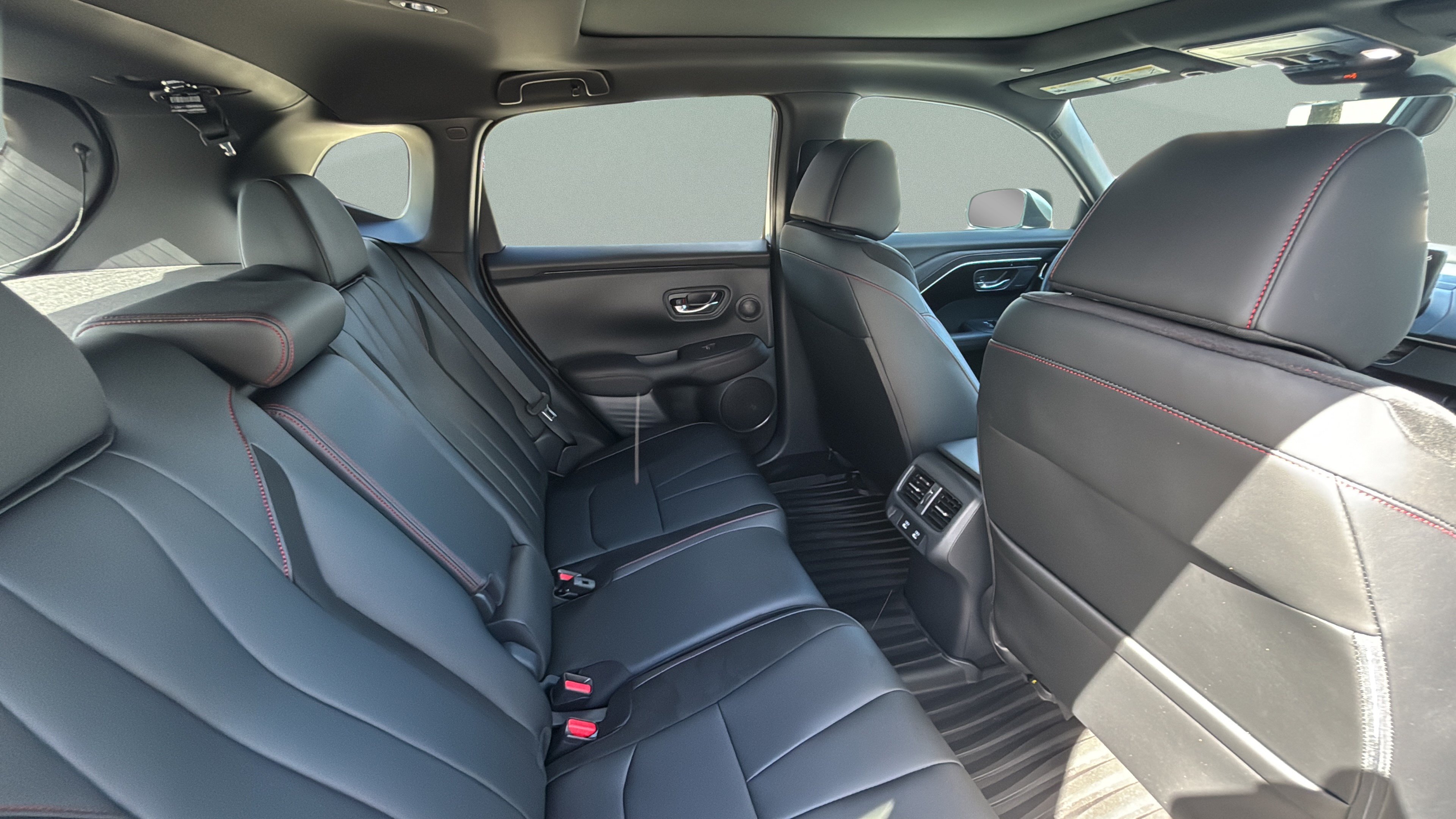 Used 2025 Acura ADX A-Spec FWD image 17