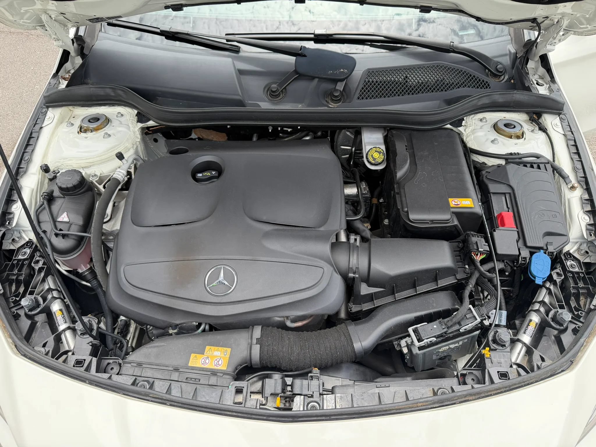 Used 2015 Mercedes-Benz CLA 250 image 28