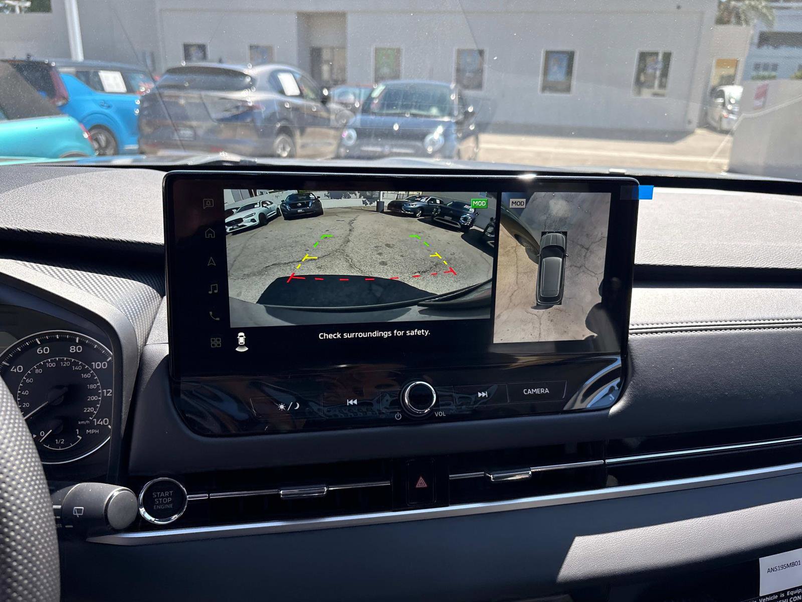 New 2025 Mitsubishi Outlander SE image 27