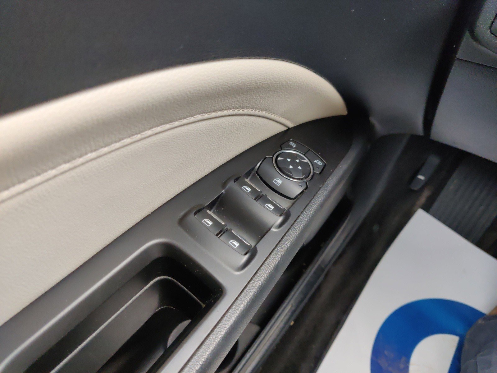 Used 2018 Ford Fusion Titanium image 24