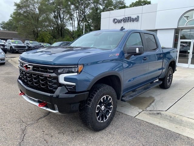 Used 2024 Chevrolet Silverado 1500 ZR2 w/ Technology Package AWD/4WD image 9