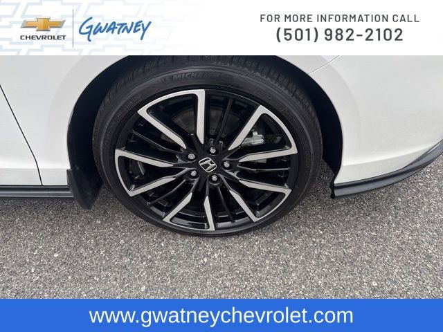 Used 2023 Honda Accord Touring image 12