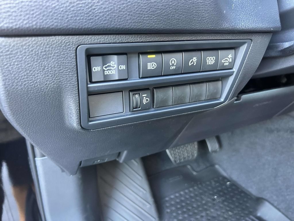 New 2026 Toyota Tundra SR5 w/ SR5 Convenience Package AWD/4WD image 19