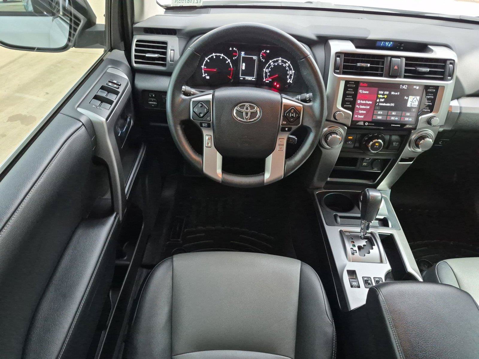 Used 2022 Toyota 4Runner SR5 Premium w/ Moonroof Package AWD/4WD image 14
