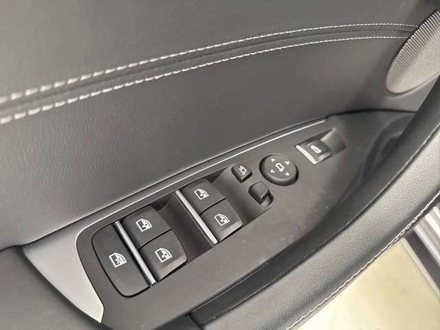 Used 2025 BMW X4 M w/ Premium Package image 19