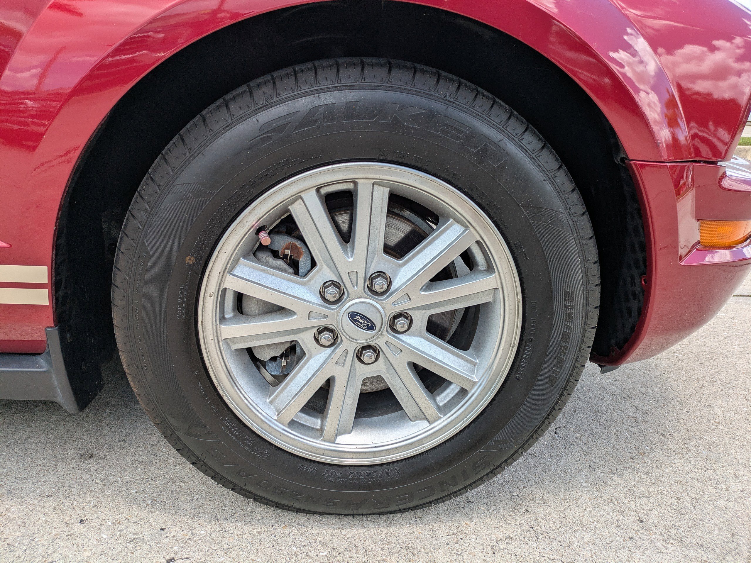 Used 2007 Ford Mustang Convertible RWD image 11