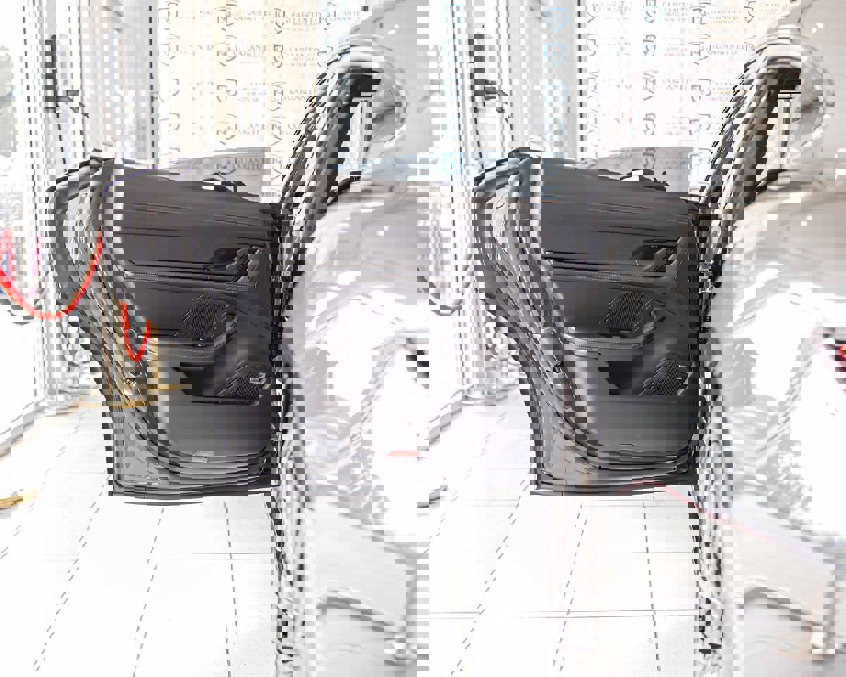 Used 2022 Porsche Taycan GTS image 36