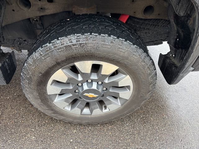 Used 2024 Chevrolet Silverado 2500 Custom w/ Custom Value Package image 12