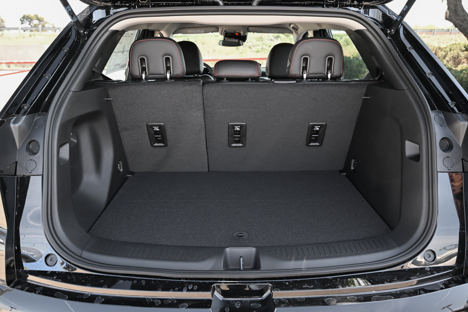 New 2027 Chevrolet Bolt RS image 33