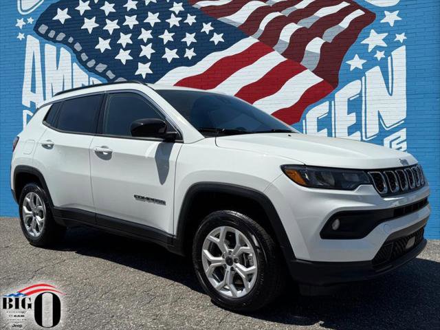 Certified 2026 Jeep Compass Latitude AWD/4WD image 1