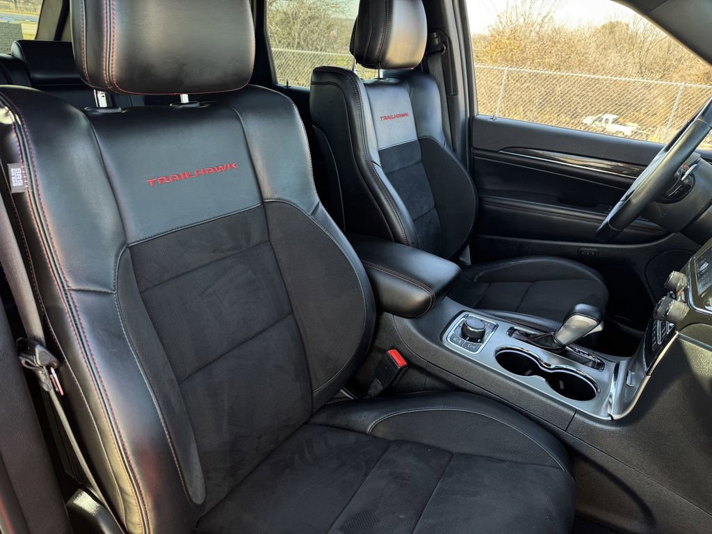 Used 2021 Jeep Grand Cherokee Trailhawk image 30