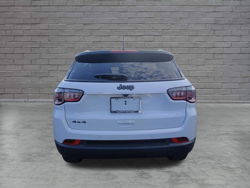 New 2026 Jeep Compass Limited w/ Sun, Sound & Navigation Group AWD/4WD image 4