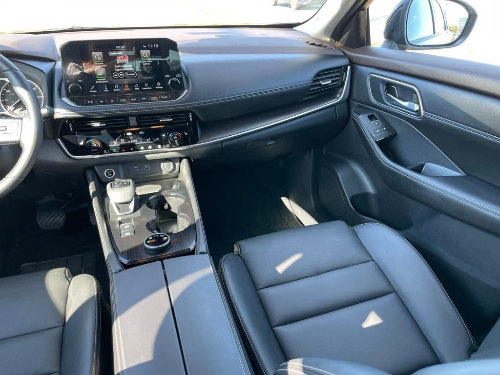 Certified 2021 Nissan Rogue SL w/ Premium Package AWD/4WD image 16