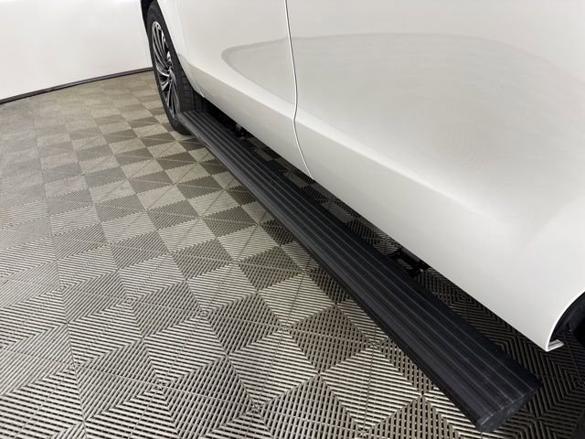 New 2025 Lincoln Navigator Black Label image 37