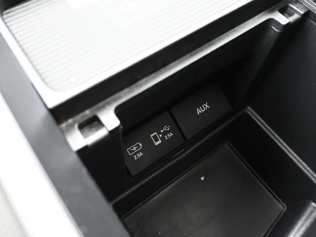 Used 2019 Honda Odyssey Elite image 17