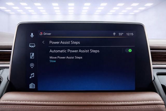 Used 2023 Chevrolet Tahoe High Country image 34