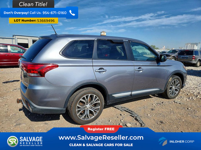 Used 2016 Mitsubishi Outlander SE AWD/4WD image 4