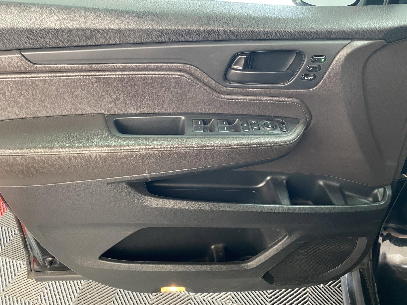 Used 2019 Honda Odyssey EX-L image 16