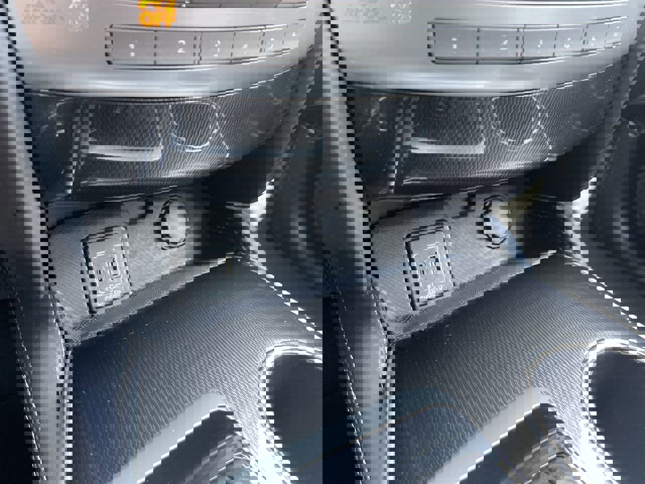 Used 2020 INFINITI QX60 Luxe w/ Essential Package image 31