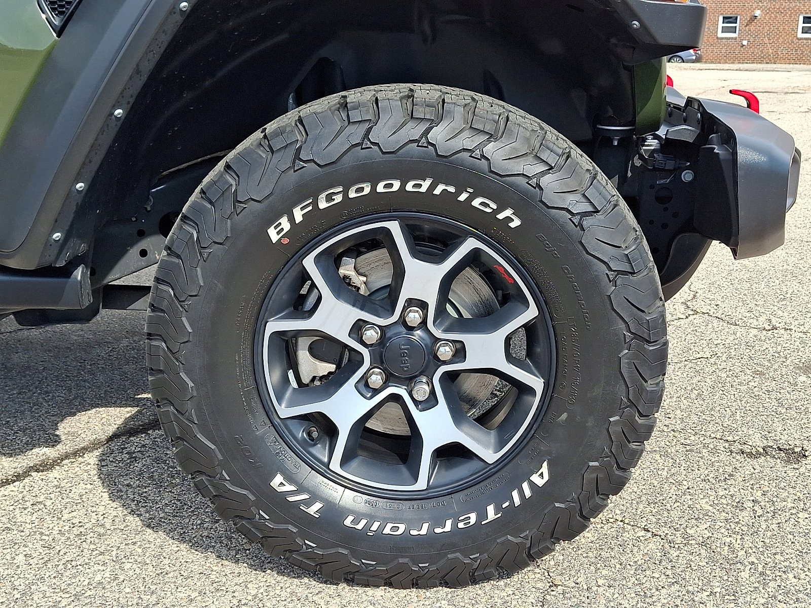 Used 2022 Jeep Wrangler Rubicon w/ LED Lighting Group AWD/4WD image 8