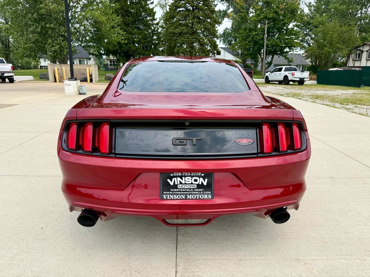 Used 2017 Ford Mustang GT w/ GT Performance Package RWD image 8