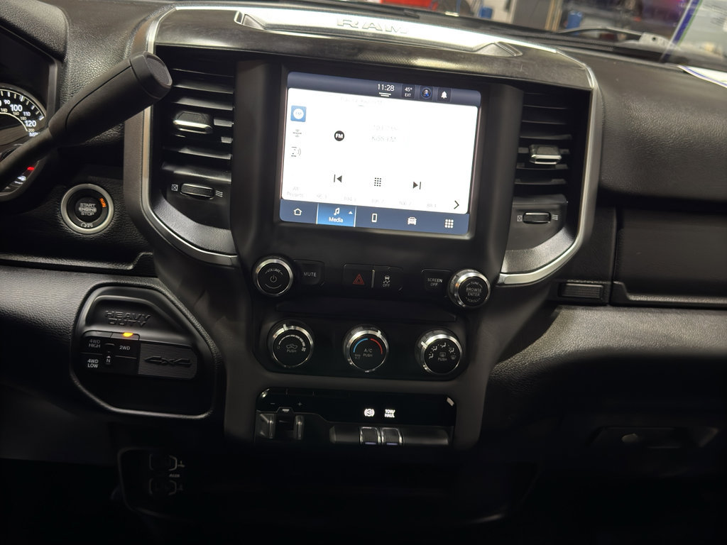 Used 2024 RAM 3500 Big Horn image 27