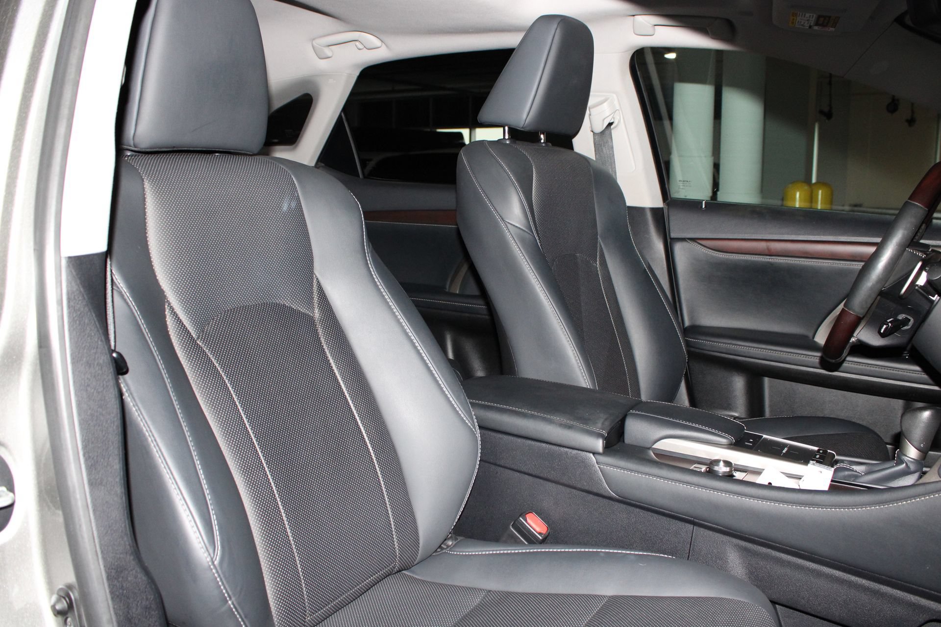 Used 2022 Lexus RX 350 FWD w/ Premium Package image 16