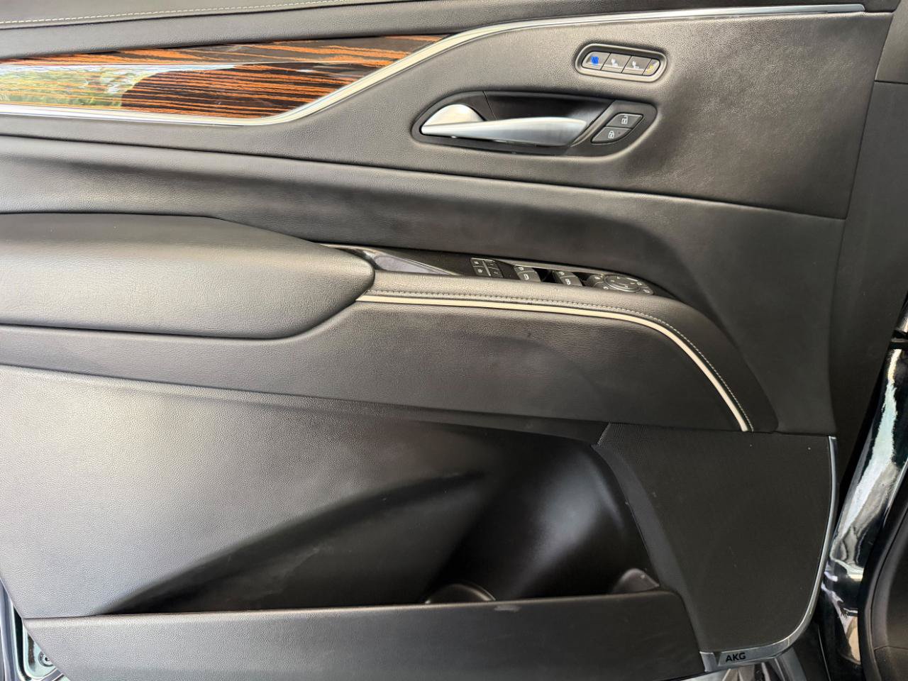 Used 2023 Cadillac Escalade Premium Luxury w/ LPO, Floor Liner Package AWD/4WD image 11
