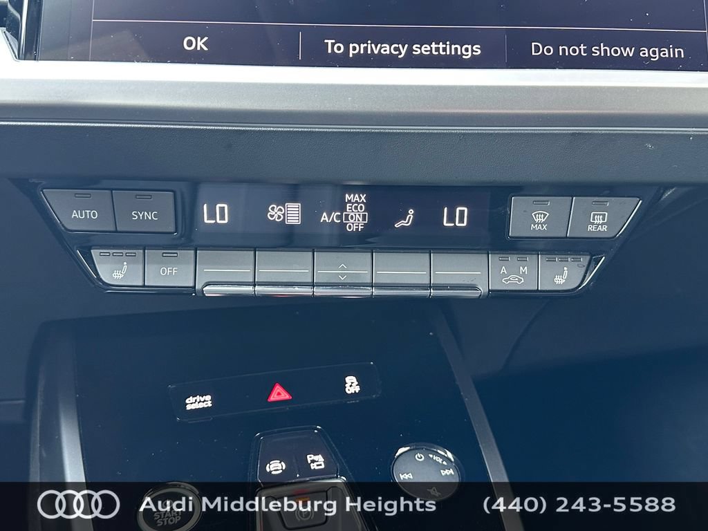 Used 2023 Audi Q4 e-tron Prestige AWD/4WD image 27