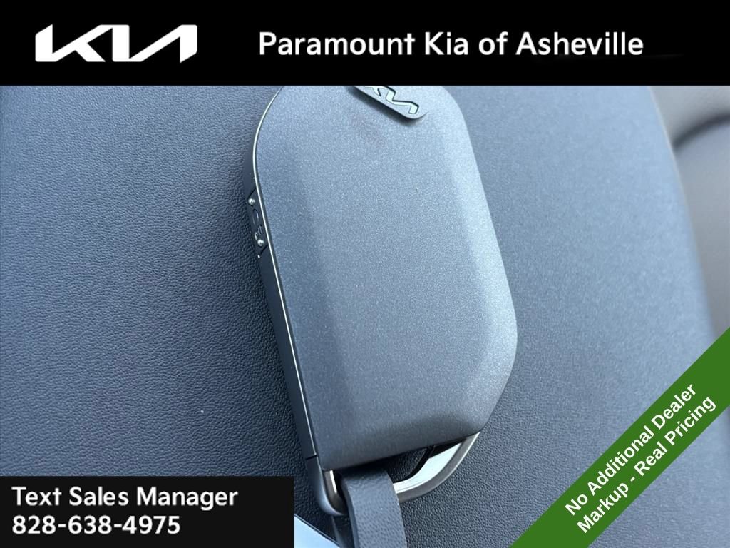 New 2026 Kia K4 GT-Line w/ GT-Line Premium Package FWD image 28