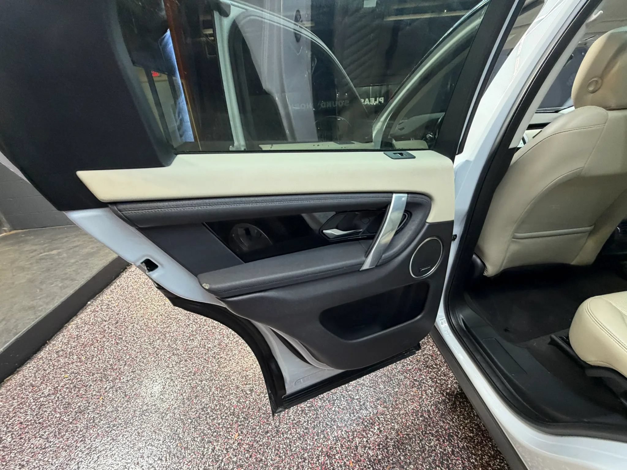 Used 2021 Land Rover Discovery Sport S AWD/4WD image 29