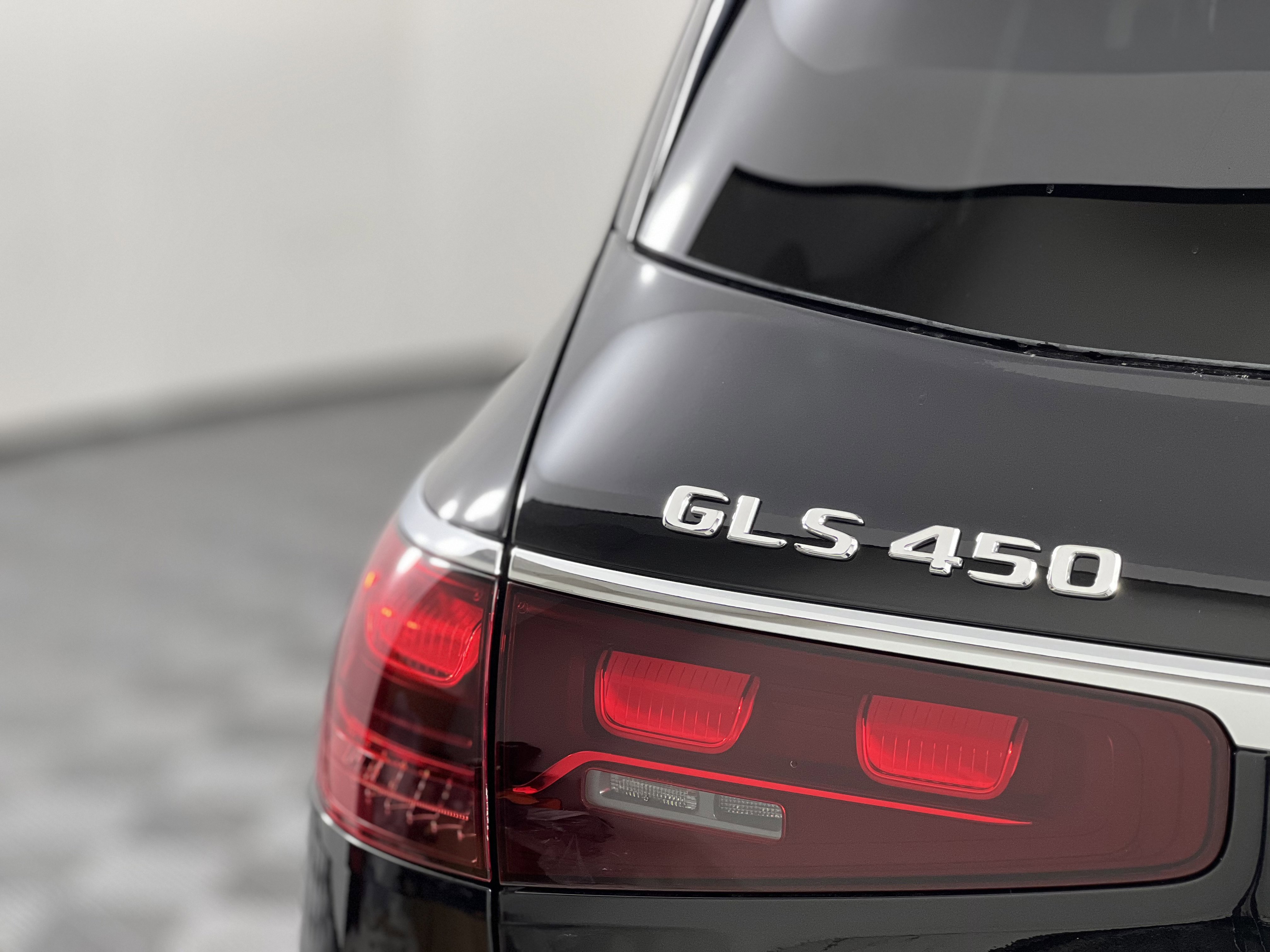 New 2026 Mercedes-Benz GLS 450 4MATIC image 12