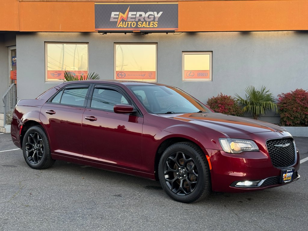 Used 2019 Chrysler 300 S