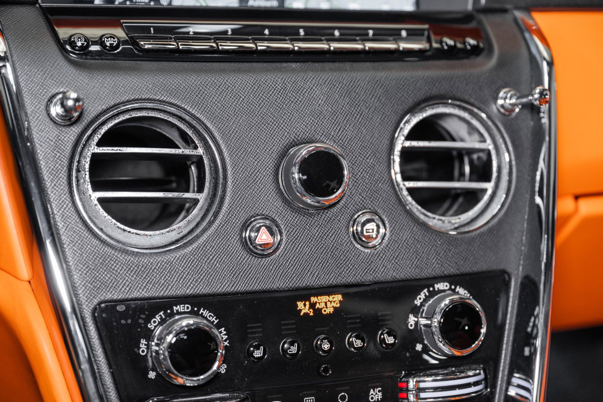 Used 2022 Rolls-Royce Cullinan w/ Dark Exterior Package image 44