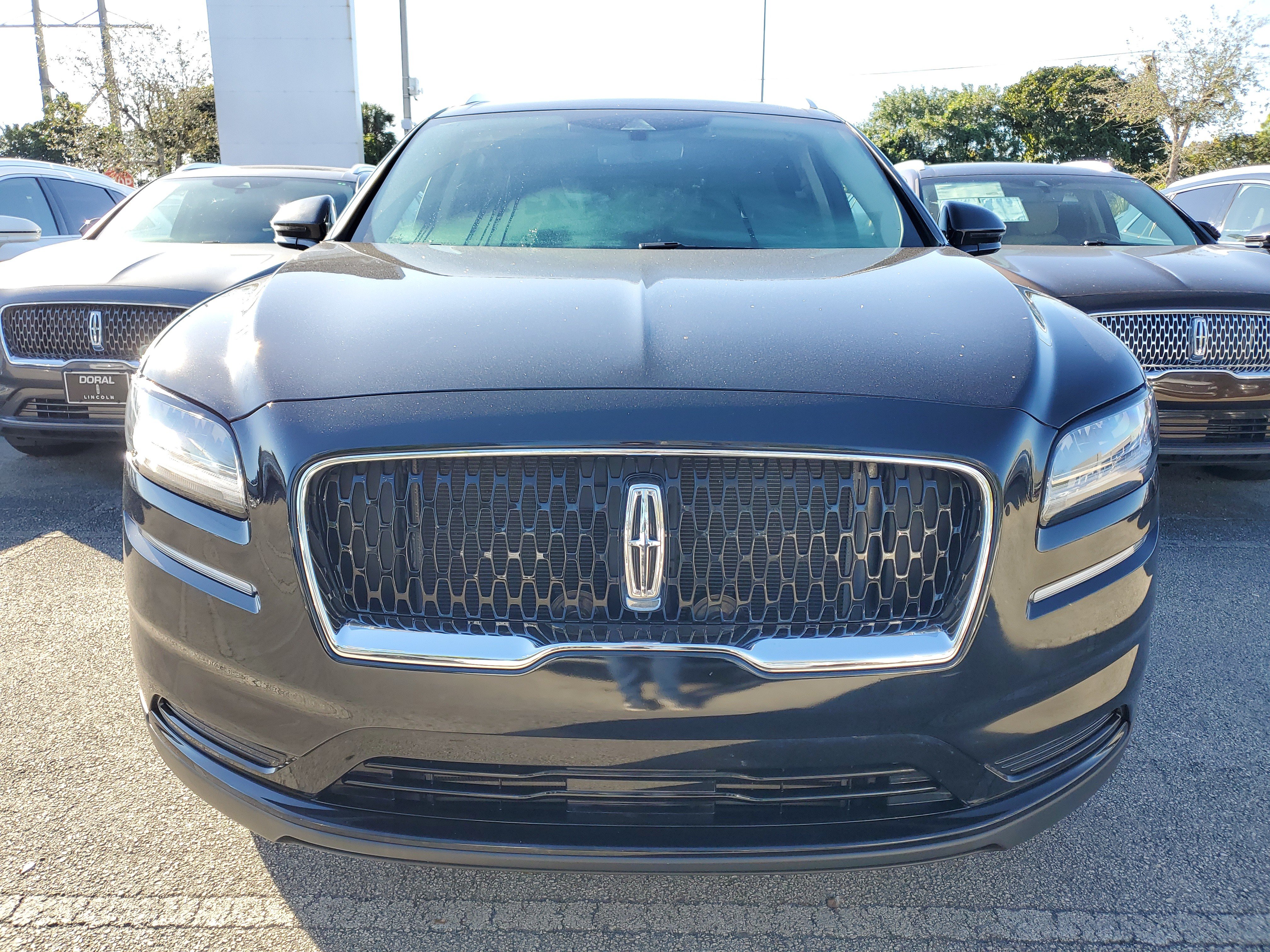 Certified 2023 Lincoln Nautilus Reserve w/ Monochromatic Package FWD image 2