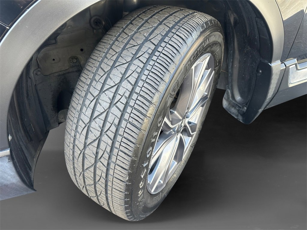 Used 2020 Honda CR-V Touring image 9