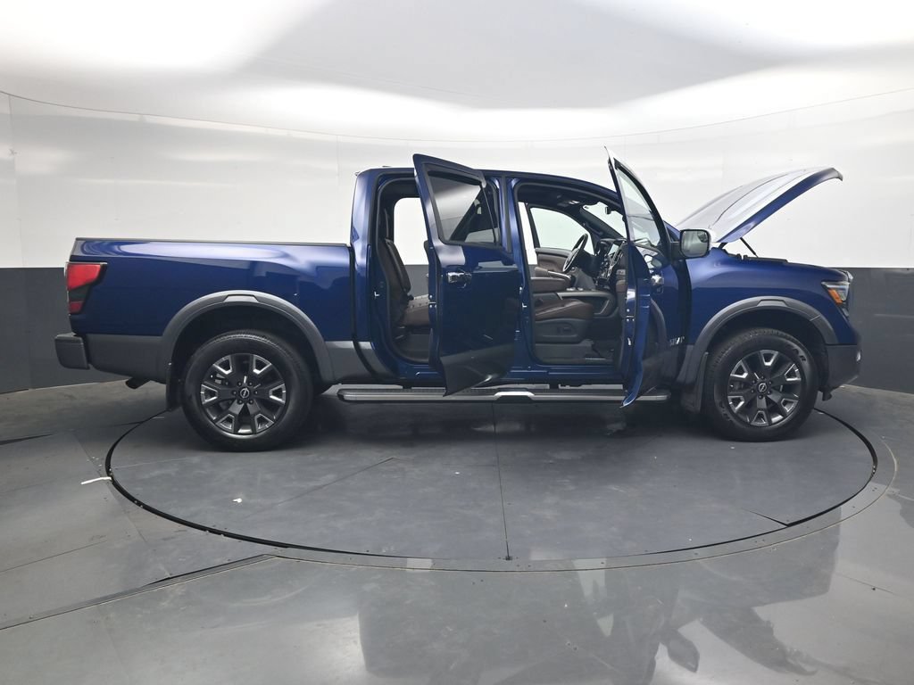Used 2024 Nissan Titan Platinum Reserve w/ Moonroof Package AWD/4WD image 44