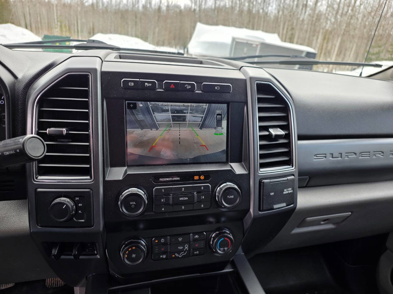Used 2019 Ford F350 XLT w/ XLT Premium Package image 34